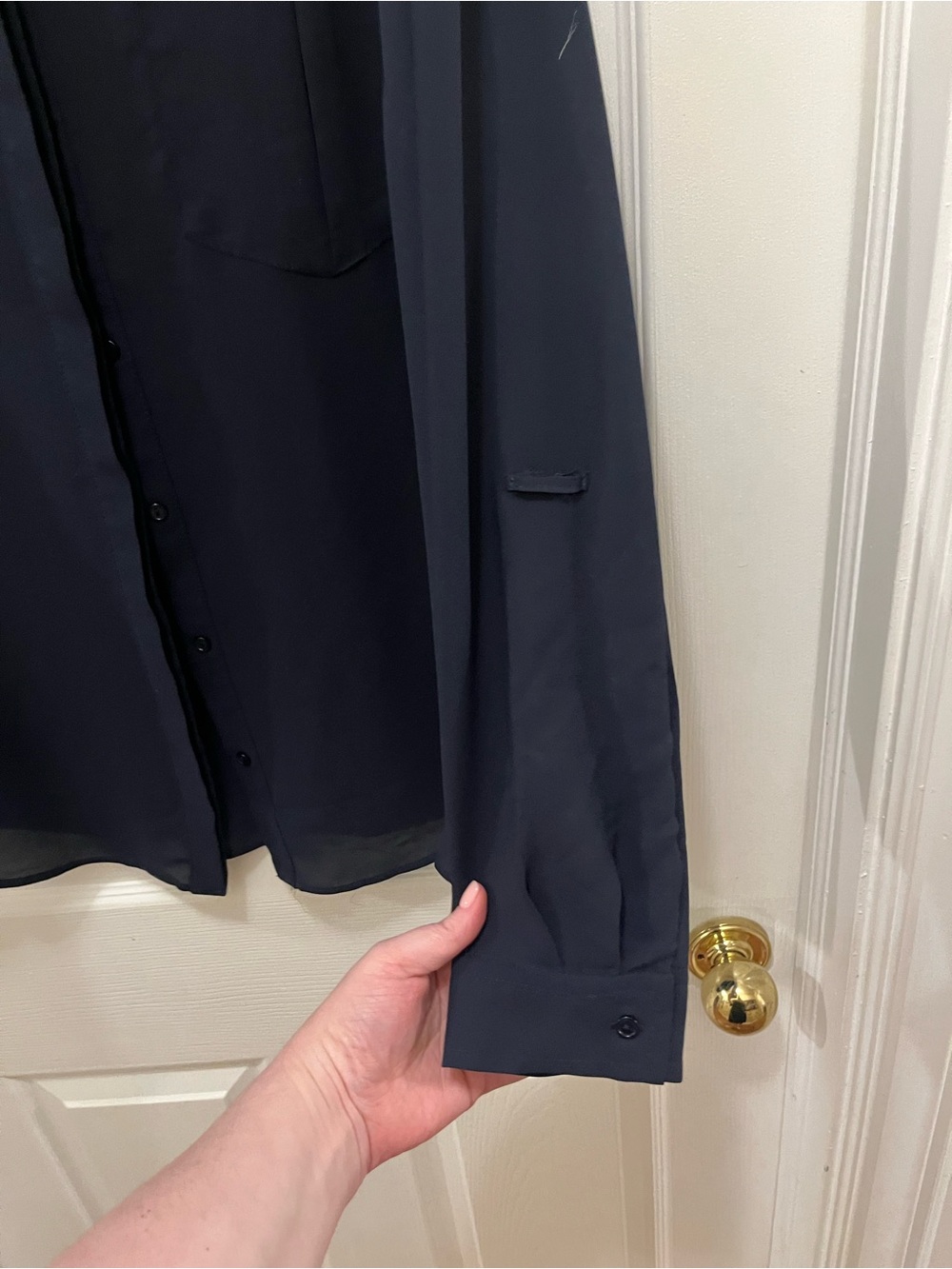 Cato Brand - Size: 26/28. Chiffon Button-Front Blouse in Deep Navy - Picture 4 of 6
